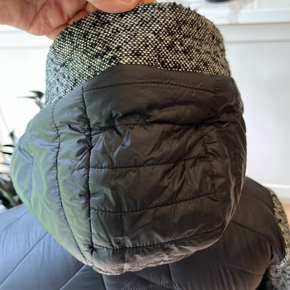 NWT Chillax black nylon and grey fabric long sleeve hooded zip front jacket - Picture 9 of 13